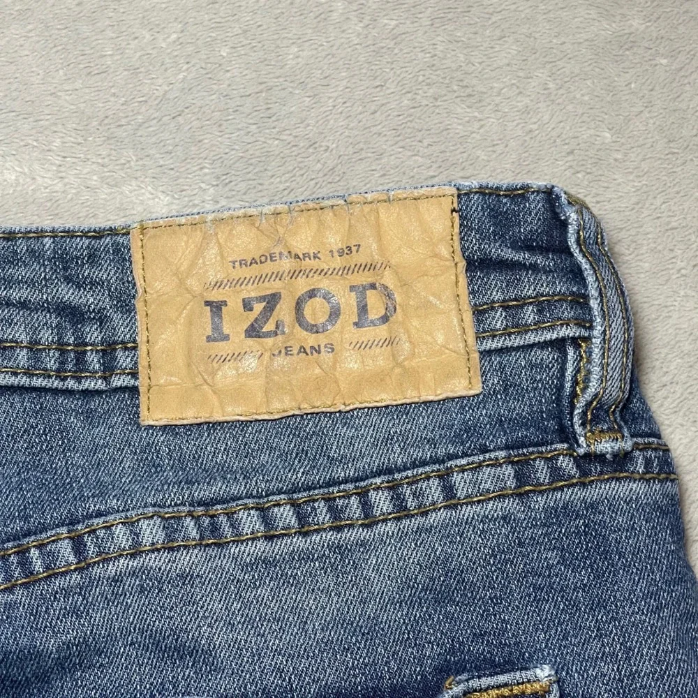 IZOD Jeans Mens 36x32 Blue Relaxed Fit Straight Leg Denim Stretch Medium Wash